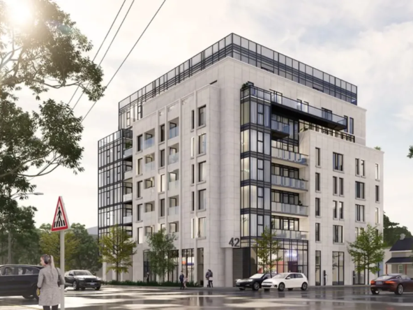 42 Lakeshore Road West Condos