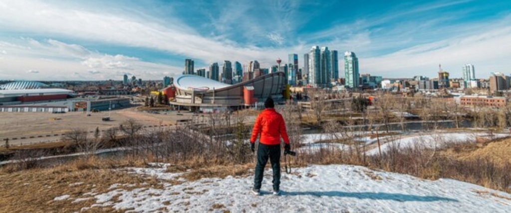 Where To Live In Calgary? Deciding Between Downtown Calgary And The Calgary Suburbs
