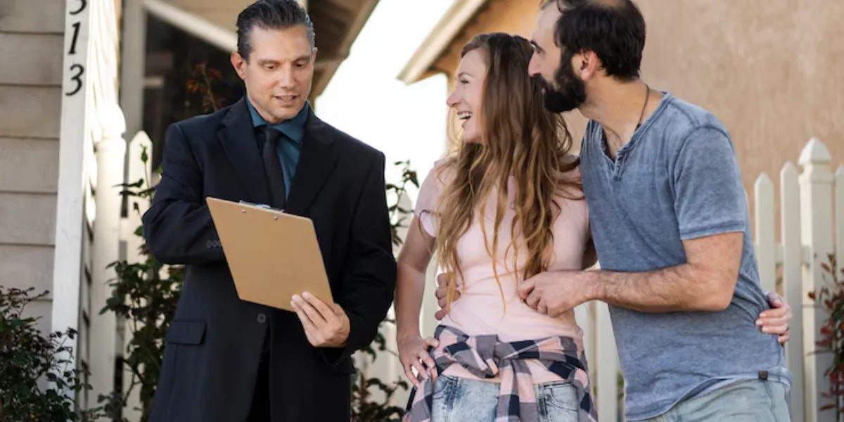 Top Toronto Neighborhoods for Young Professionals: Where Style Meets Convenience