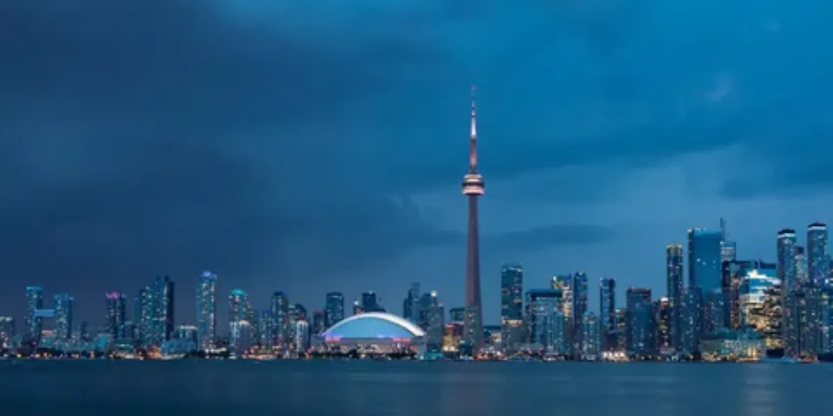 5 Best Attractions Toronto Has To Offer