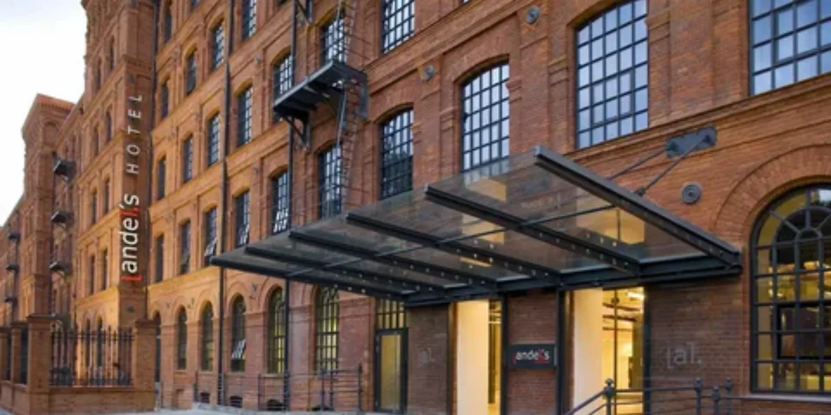 3 Resplendent TORONTO LOFT BUILDINGS IN KING WEST