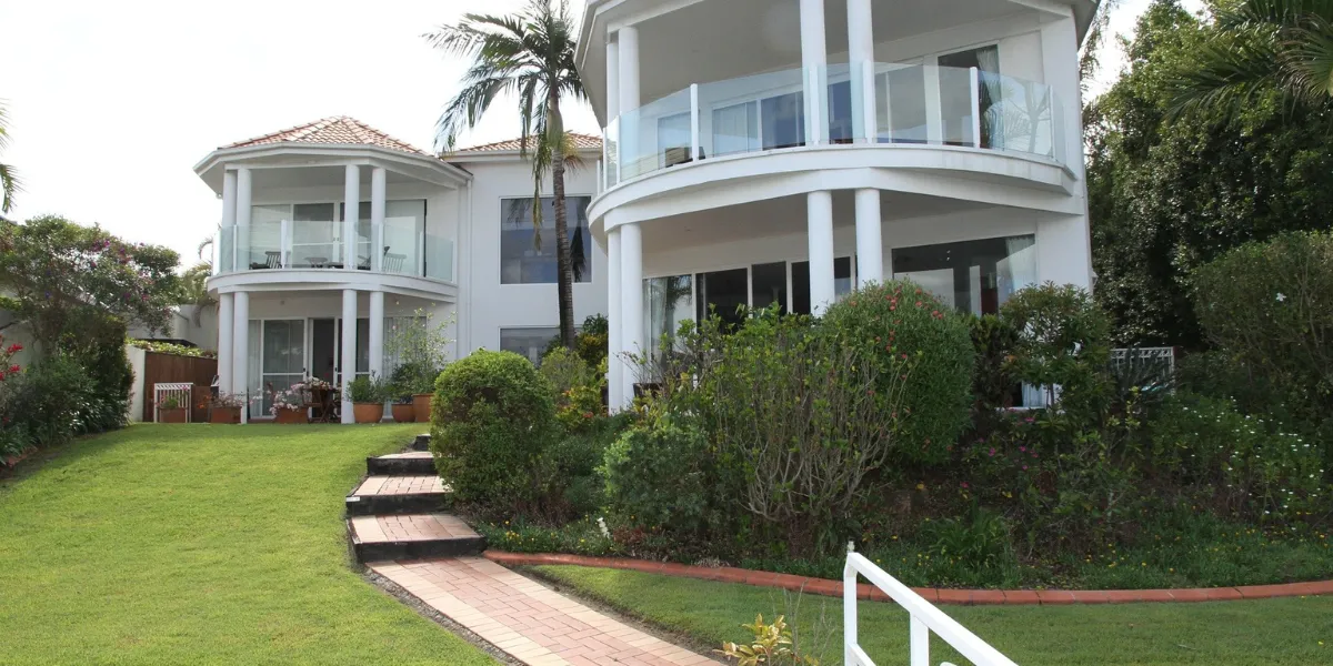 Does ‘Curb Appeal’ Exist For Condos?