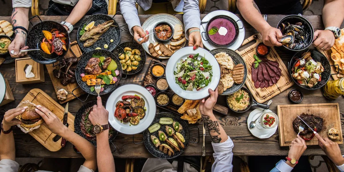 Top 10 Reasons Why You Should Move To Toronto